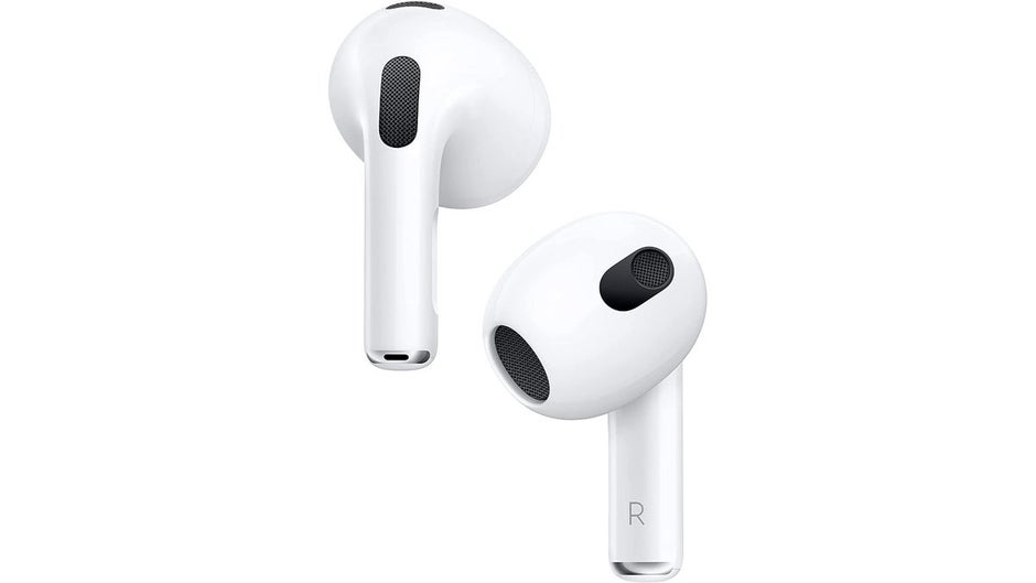 Transformez votre expérience de vol avec vos AirPods pendant les fêtes : Voici comment !