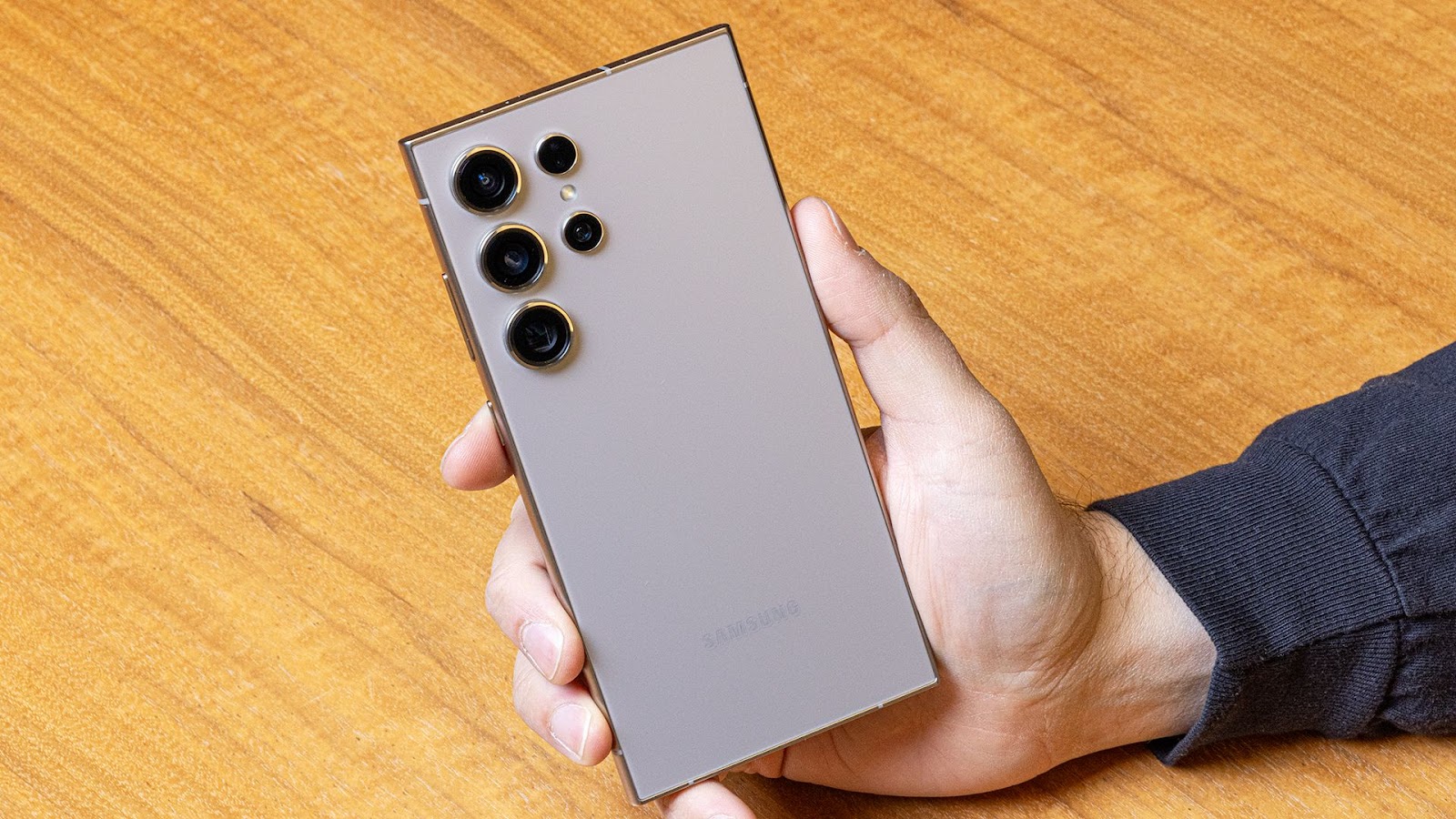 Samsung Galaxy S24 Ultra : Nouvelle Mise à Jour Caméra en Avril