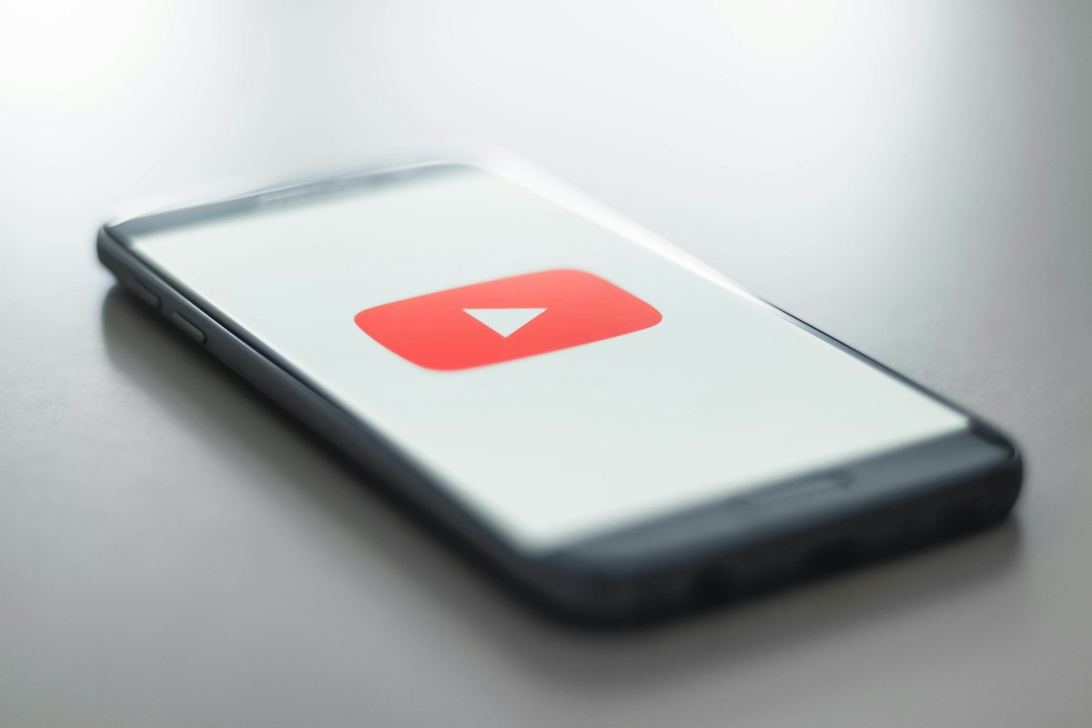 YouTube Agit Contre l'Usage des VPN pour Premium à Prix Réduit
