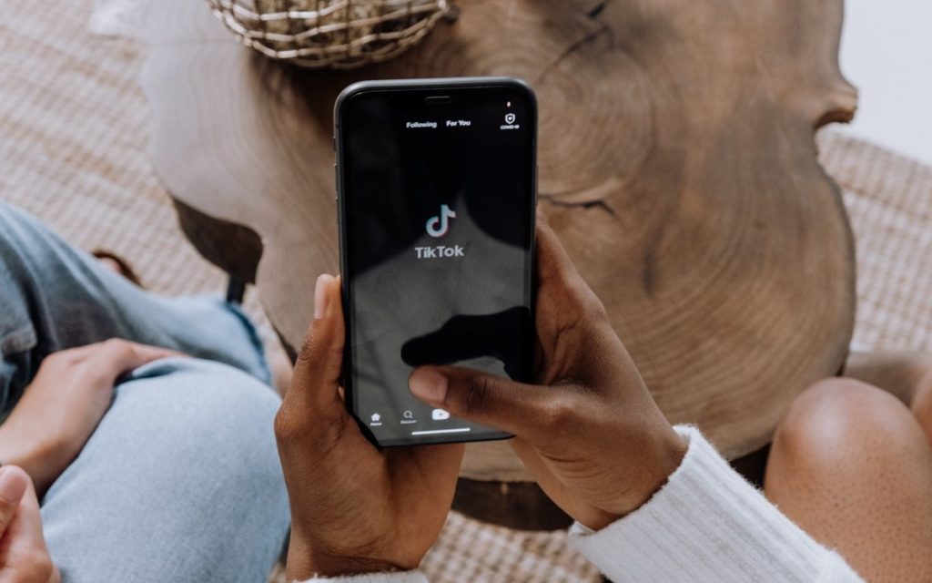 TikTok Segmente Son Algorithme pour Satisfaire les États-Unis
